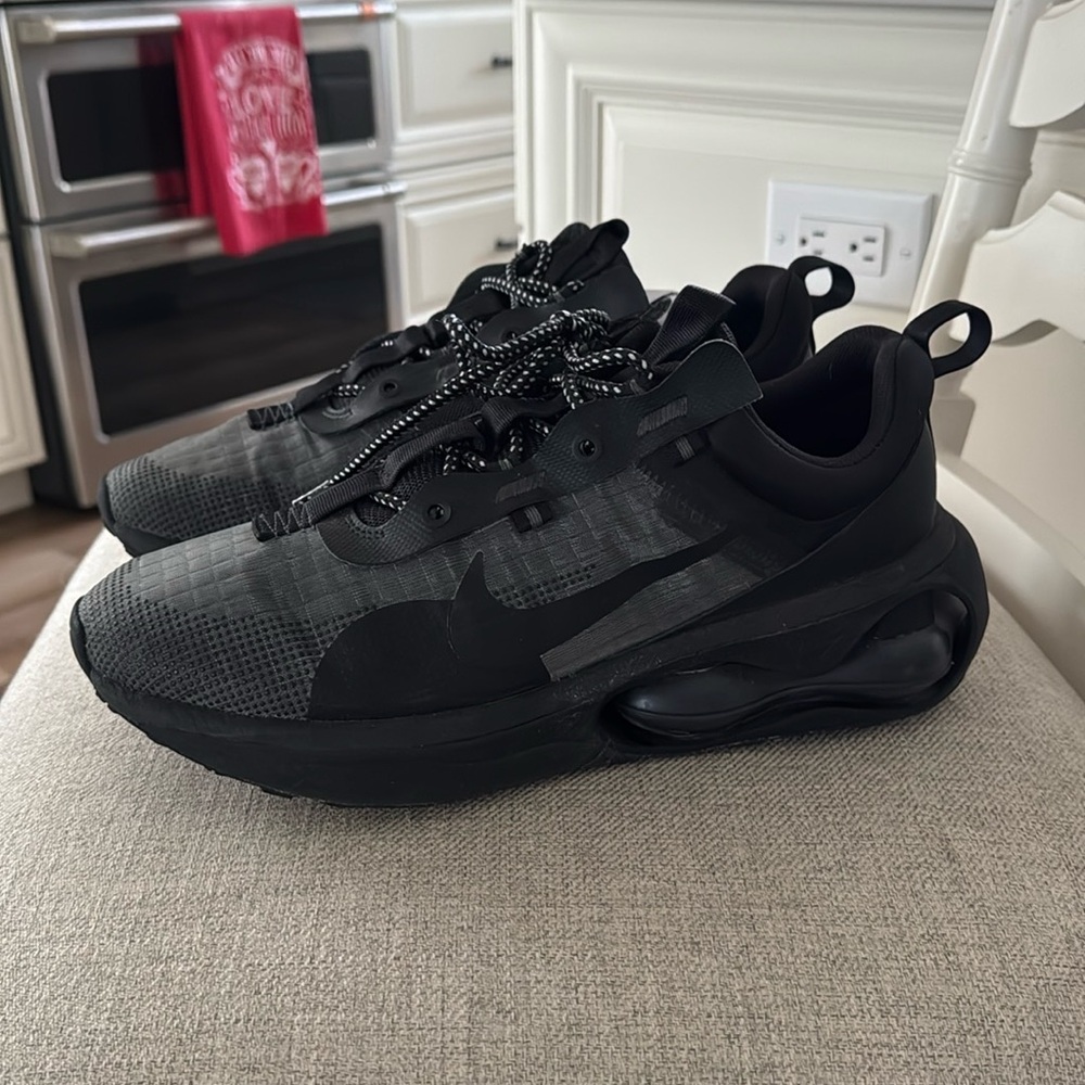 Men’s Nike air max triple black size 13